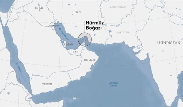İran Hürmüz Boğazı'nı kapalı tutacağını açıkladı