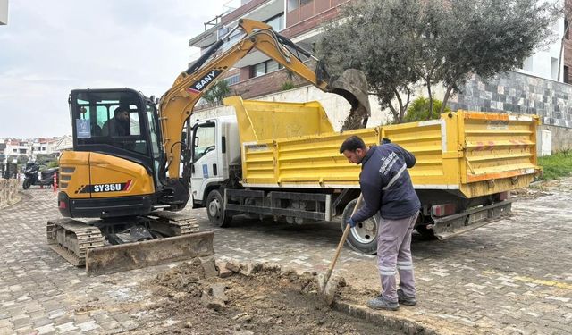 Kuşadası'nda yol çalışmaları hız kesmiyor