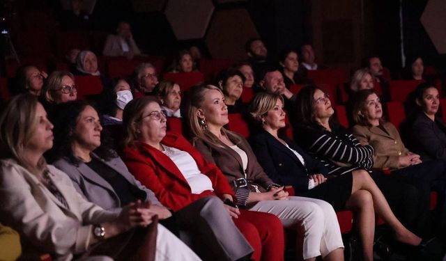 Merkezefendi 8 Mart'a özel anlamlı etkinlikler düzenlendi