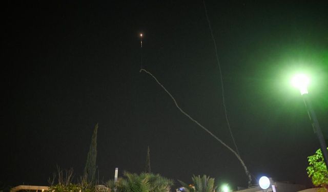 Tel Aviv semalarında patlama sesleri duyuldu