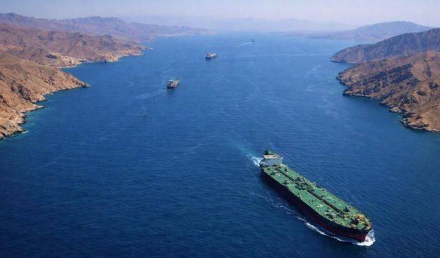 ABD'den İran'a deniz ablukası başladı