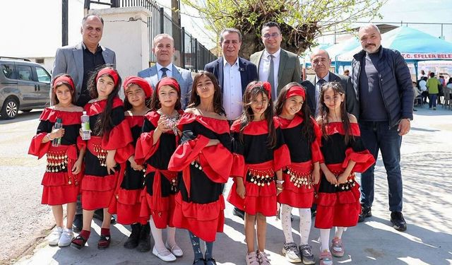 Başkan Anıl Yetişkin Dünya Romanlar Günü etkinliğine katıldı