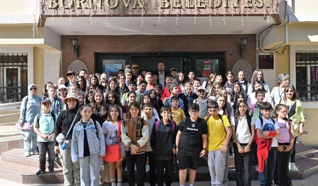 Miniklerden Bornova Belediyesi'ne ziyaret