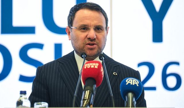 Bakan Gürlek, tazminatını Kızılay'a bağışladı