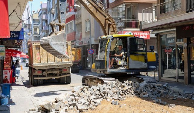 Başkan Yetişkin'le Asfalt Çalışmaları Sürüyor