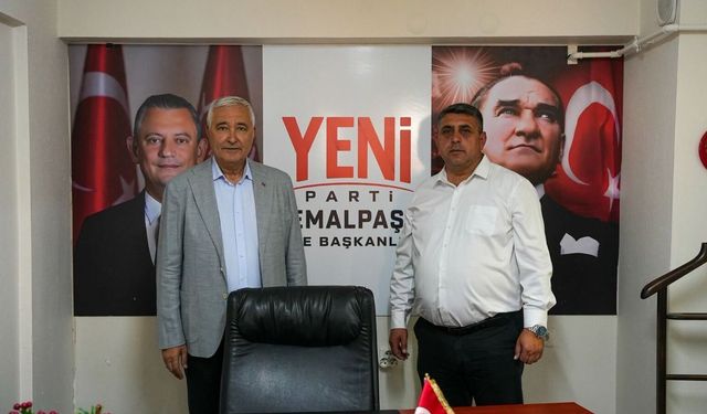 CHP'de bir toplu istifa da Kemalpaşa'dan
