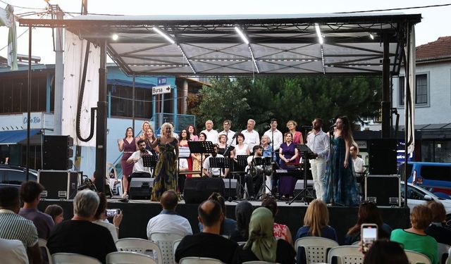 Gölyazı'da Sezen Aksu gecesi yaşandı