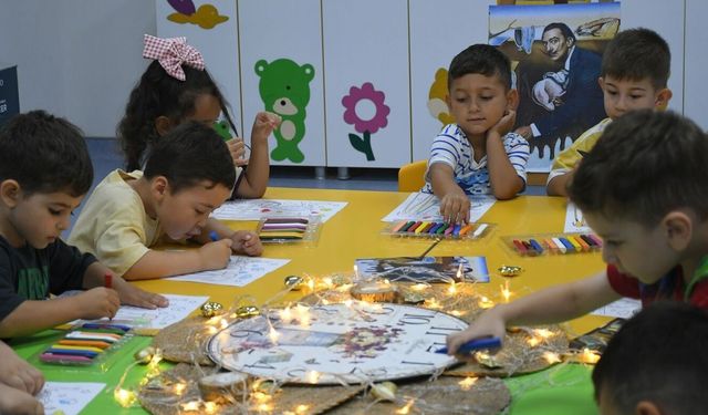 Kuşadası'nda Salvador Dali ve Mandala etkinliği