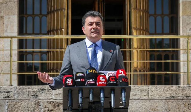 Zeynel Emre: Yeni Parti İçin Başvuru Yapılacak