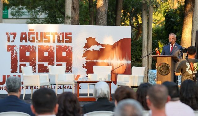 Buca'da 17 Ağustos anma etkinliği yapıldı