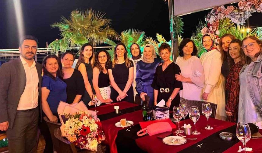 Hemşireler Günü’nde gönüllerince eğlendiler