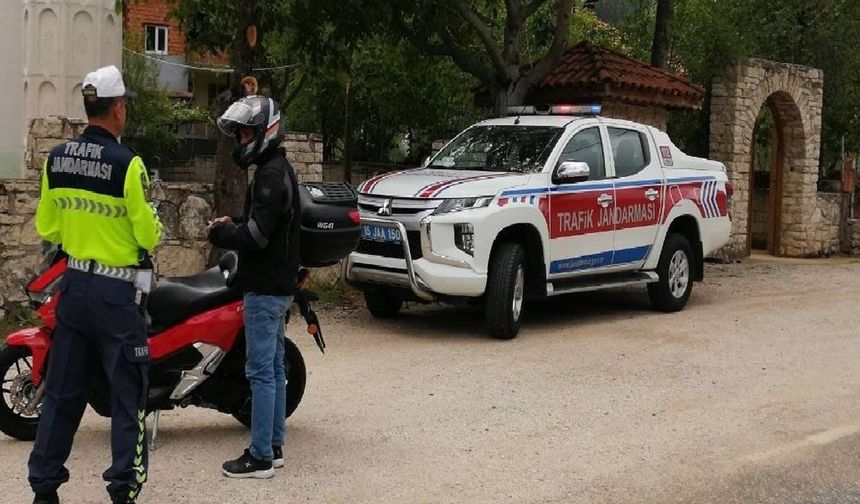 Motosiklet denetiminde 153 sürücüye ceza uygulandı