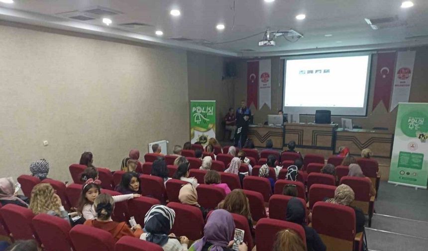 Niğde Emniyet Müdürlüğü, bilgilendirmeye devam ediyor