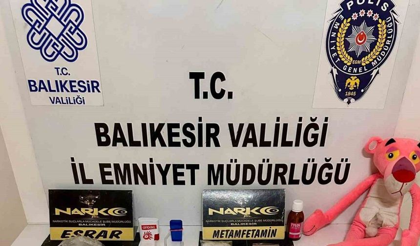 Pembe panterin içinden uyuşturucu çıktı