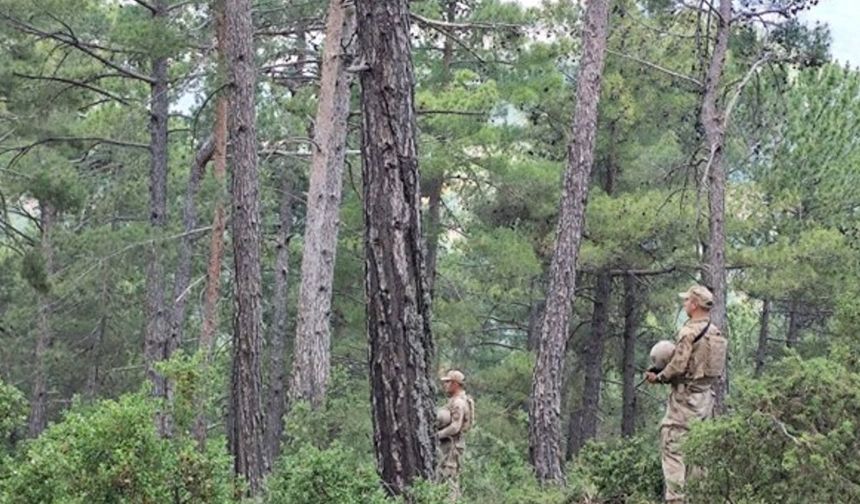Burdur’da jandarmadan ormanlık alanlarda yangın nöbeti