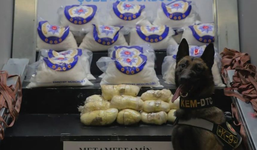 Hakkari’de bir tırda 66 kilo 120 gram metamfetamin ele geçirildi