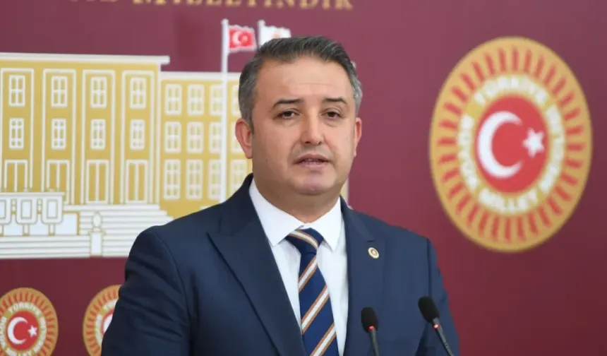 Gelecek Partisi'nden istifa eden vekil AKP'ye katılacak