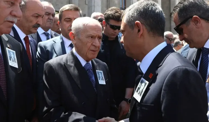 Bahçeli'den Özgür Özel'e teşekkür telefonu