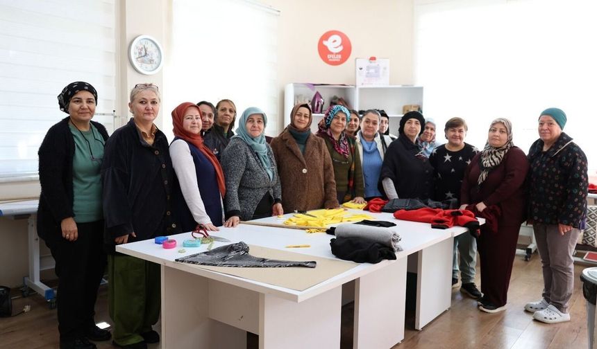 Efeler'de kadınlar üreterek güçleniyor