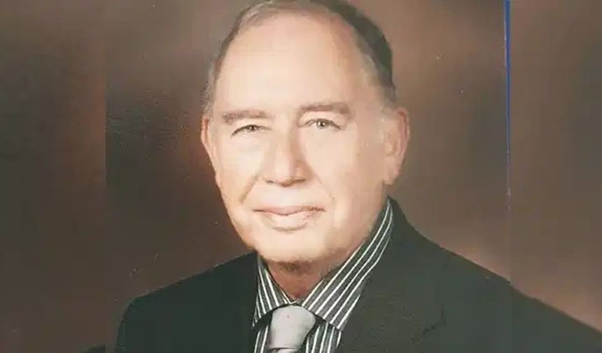 Emekli Koramiral Aydan Erol Vefat Etti