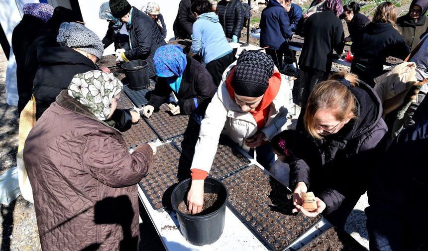 Kadın emeği Bornova topraklarını canlandırıyor