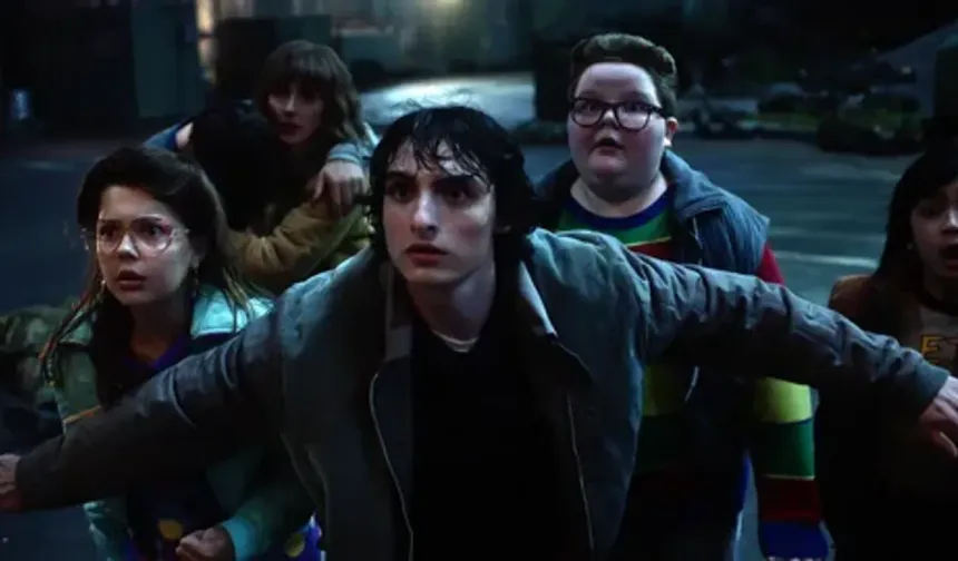 Stranger Things yan dizi 23 Nisan'da geliyor