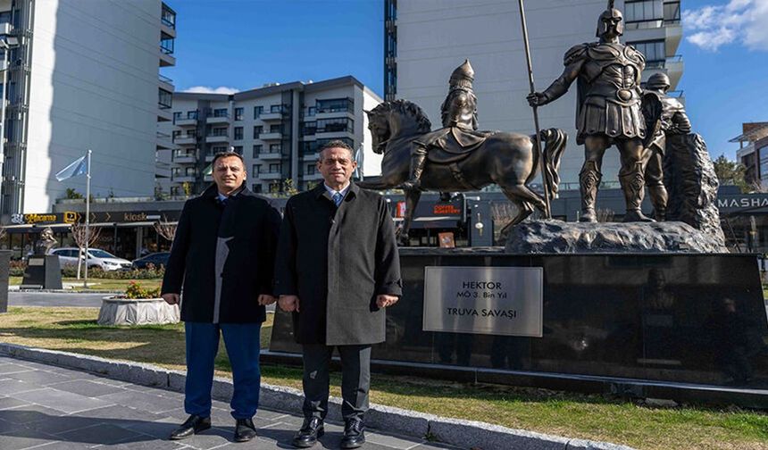 Başarır'dan Bornova'da ekonomi çıkışı ve iktidar mesajı