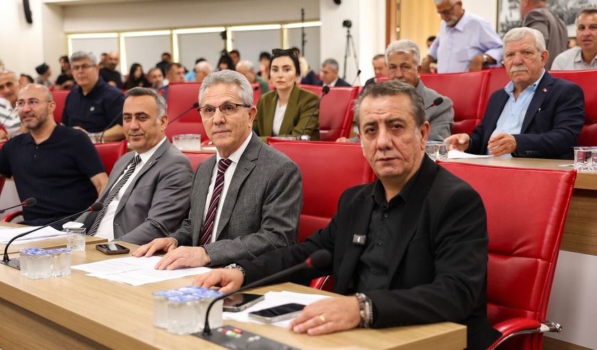 Başkan Anıl Yetişkin şeffaflık resti çekti