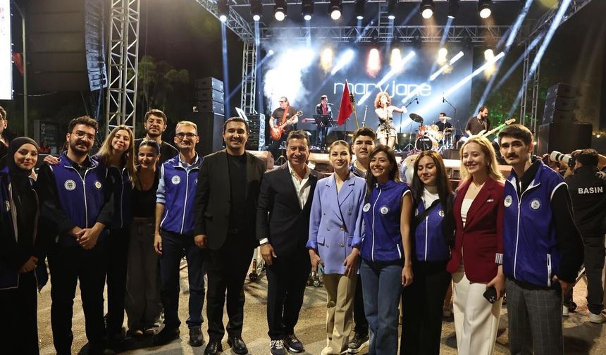 Muğla'da 19 Mayıs heyecanı sokaklara taştı