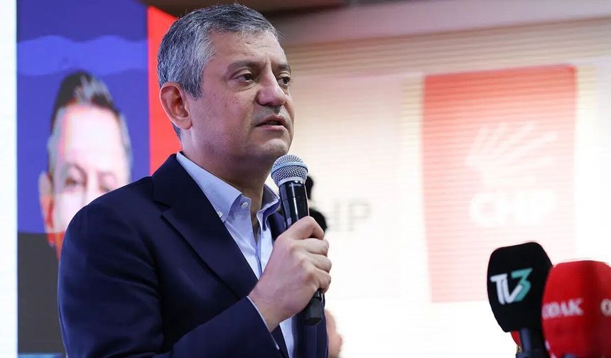Özgür Özel TBMM'de konuşma yapıyor