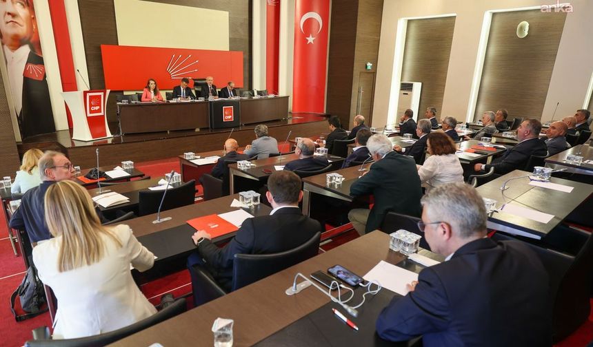 PM'den Kimler istifa etti? Kimler kaldı?