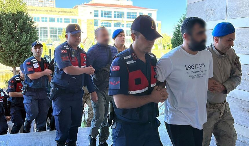 Uşak'ta Yalım Soruşturmasında 15 şüpheli adliyede