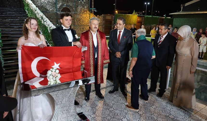 Bölge Müdürü Başeğmez'in mutlu günü
