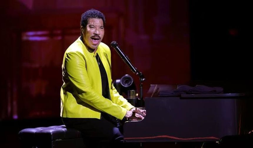 Lionel Richie konser sonrası yoğun bakımda tedaviye alındı