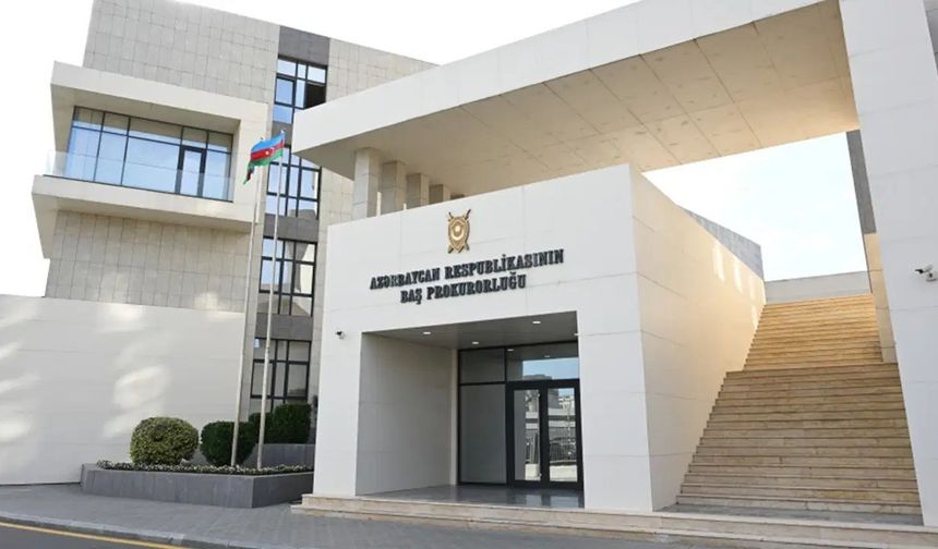 Azerbaycan'dan 7 Türk hakkında gıyabi tutuklama kararı