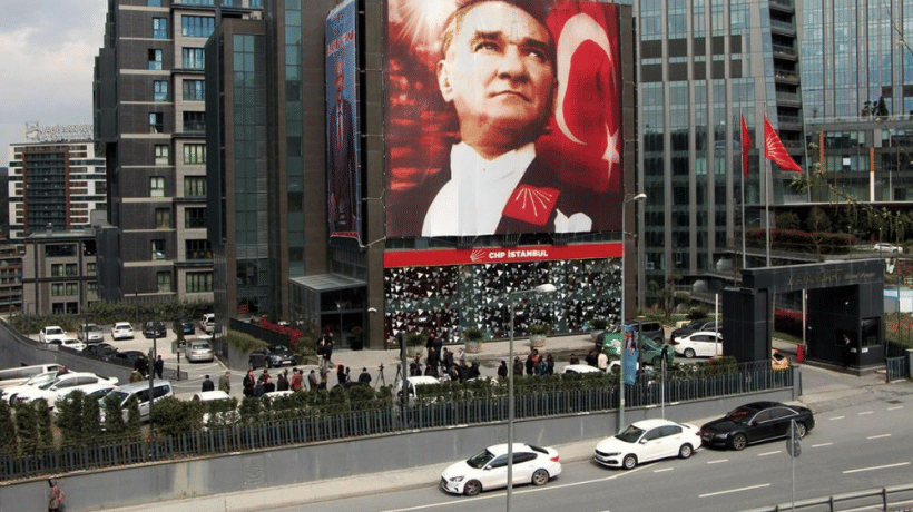 CHP’den dikkat çeken adım: İstanbul İl Başkanlığı binası kapatıldı
