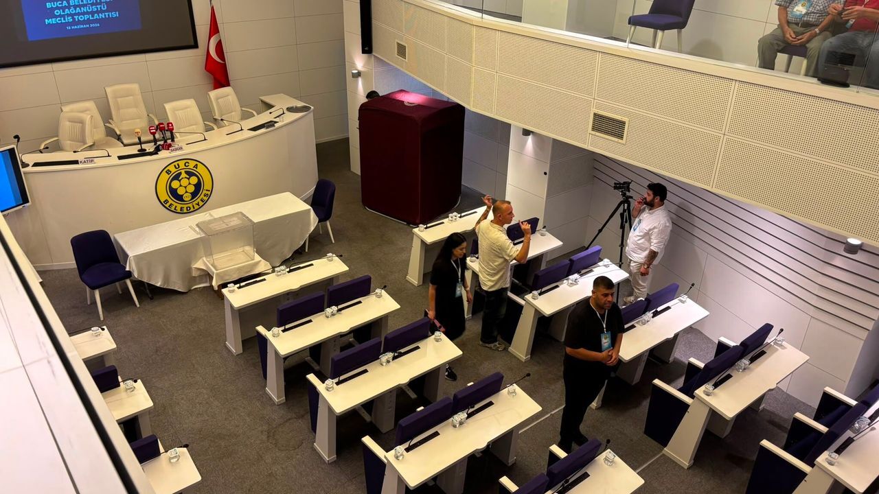 Buca'da aday karmaşası bitti. Sıra seçimde: