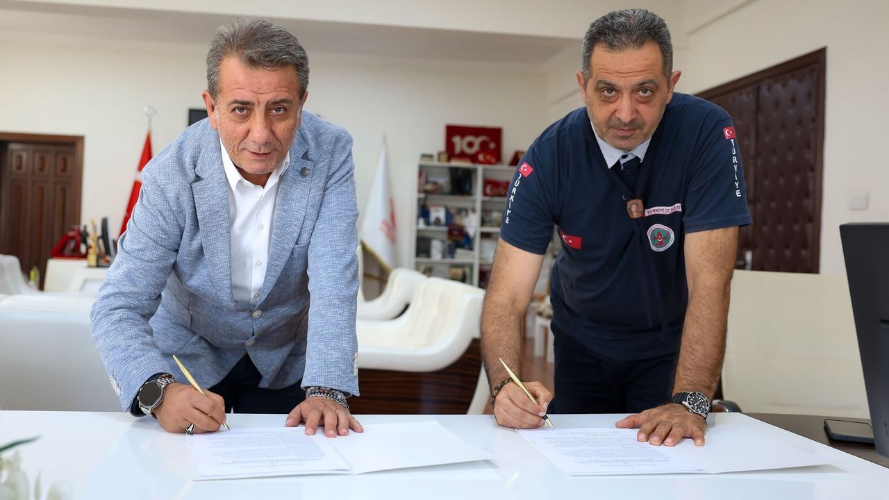 Efeler'de gençlik ve izcilik için dev iş birliği