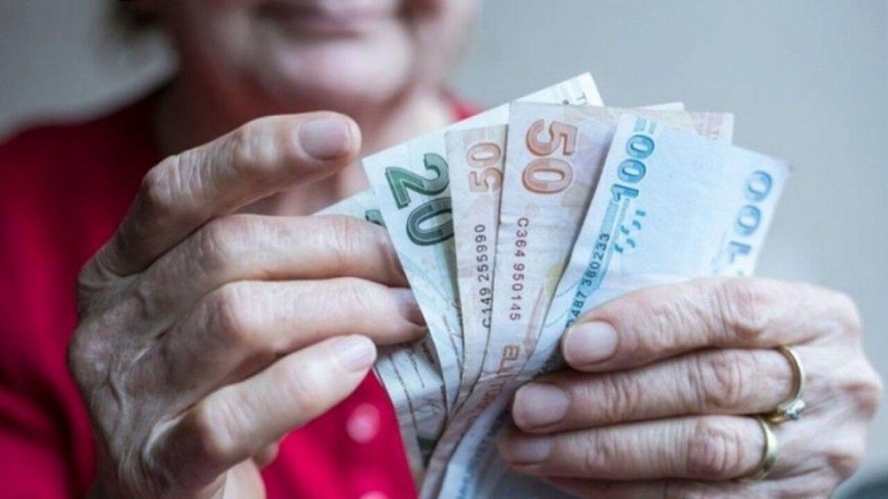 SGK uzmanı Erdursun'dan emekli maaşları için 'seçim' iddiası