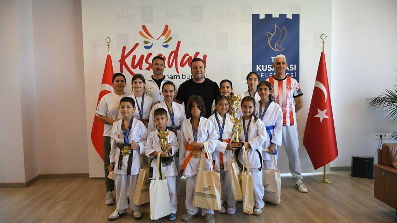 Tataminin şampiyonları Başkan Vekili Demirtaş ile buluştu