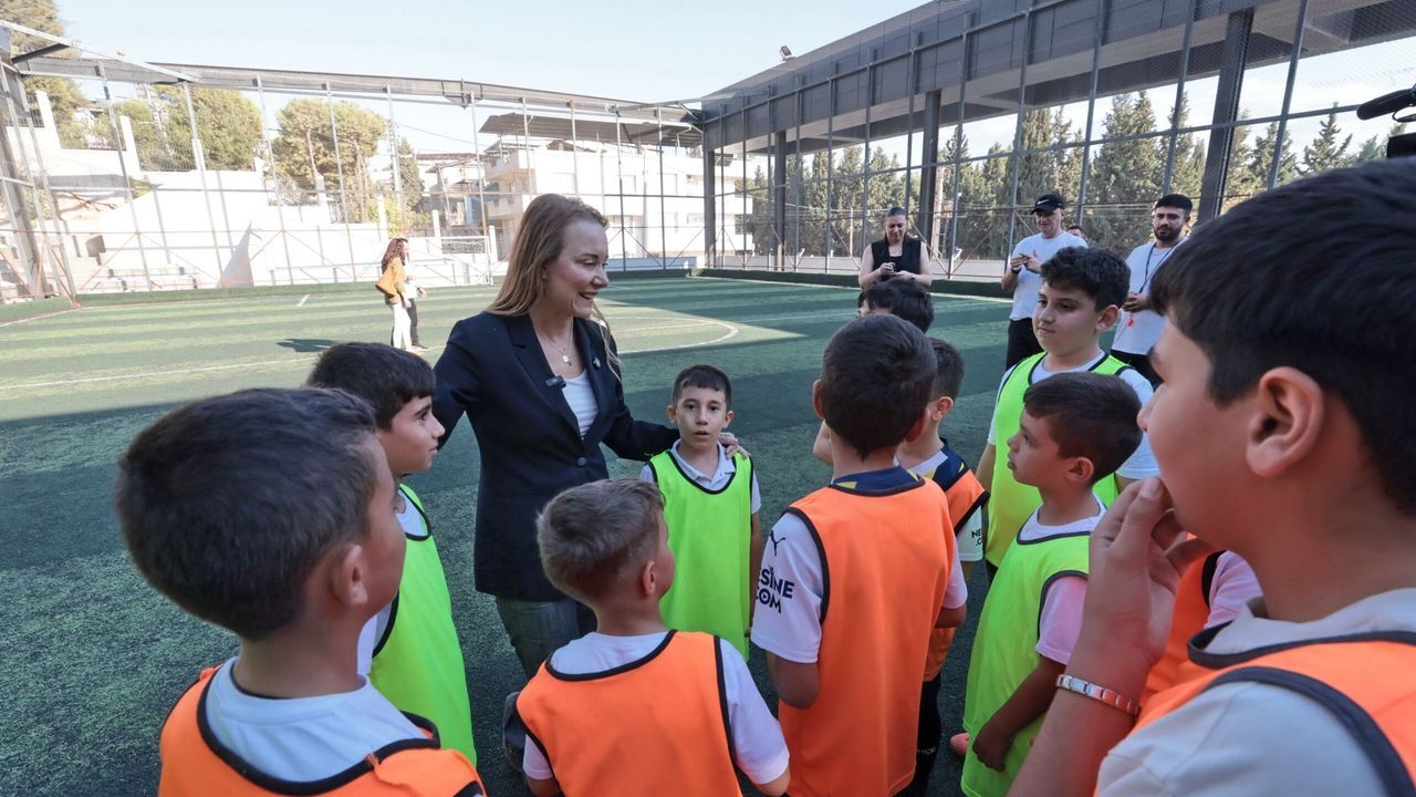Başkan Mutlu Kış Spor Okulları'nda çocuklarla buluştu